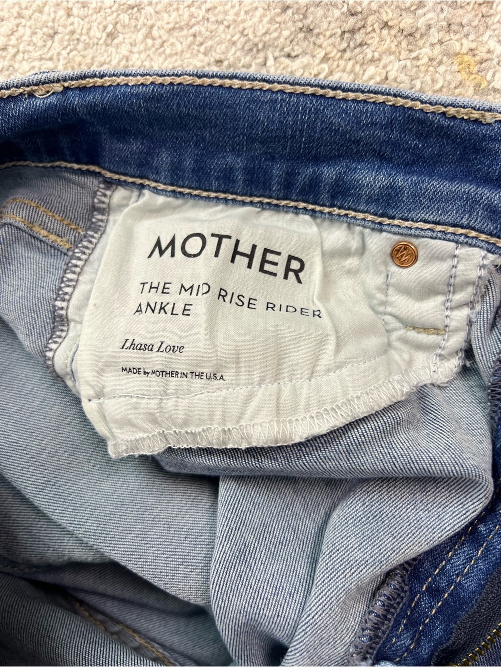 MOTHER The Mid Rise Rider Ankle Jeans Lhasa Love Wash Size 24 Stretch - Picture 8 of 9